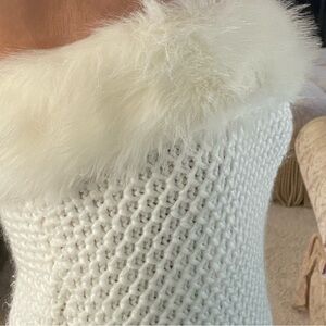 Mixit Strapless White Sweater w/ Faux Fur Trim fits XS or Sm feminine party wear